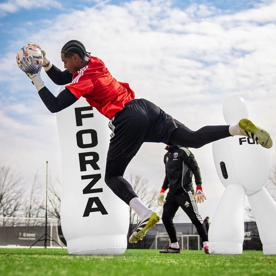 imgi_45_dcunited-airmannequin_1_16